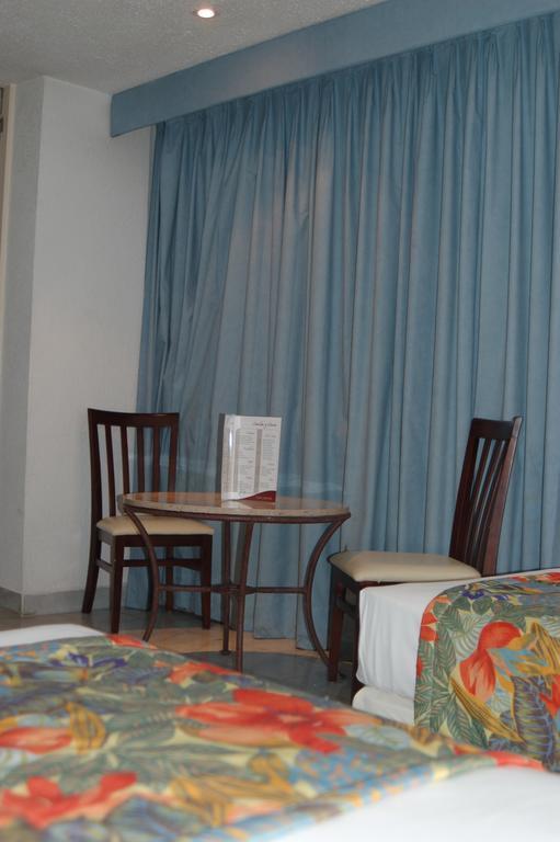 Hotel El Presidente Acapulco Zimmer foto